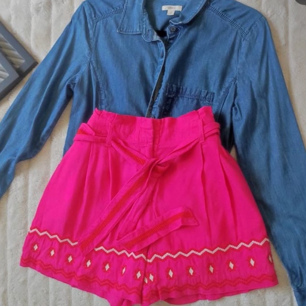 LOFT Linen Aztec High Waisted Belted Paper Bag Embroidered Shorts Pink Red White - Picture 5 of 13